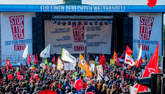 El ‘Progressive Caucus’ se suma a les accions locals i globals contra el CETA d’aquesta tardor