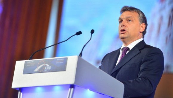 Pedimos al Partido Popular Europeo que no bloquee el artículo 7 en el caso de Hungría