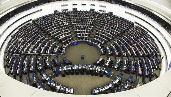 El Parlament Europeu deixa passar l’oportunitat d’aprofundir la democràcia europea