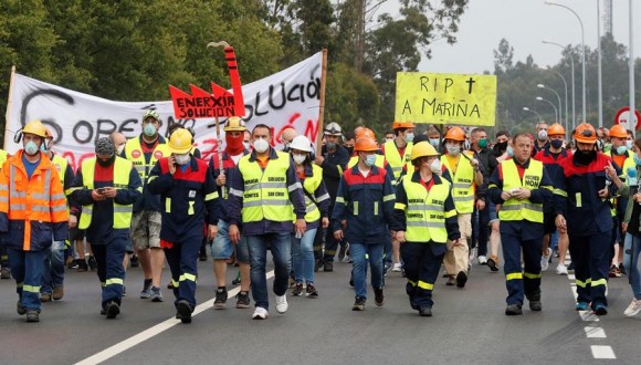 Denunciem la greu persecució a la qual s’està sotmetent a la representació sindical i legal dels treballadors de l’antiga ALCOA a la Corunya